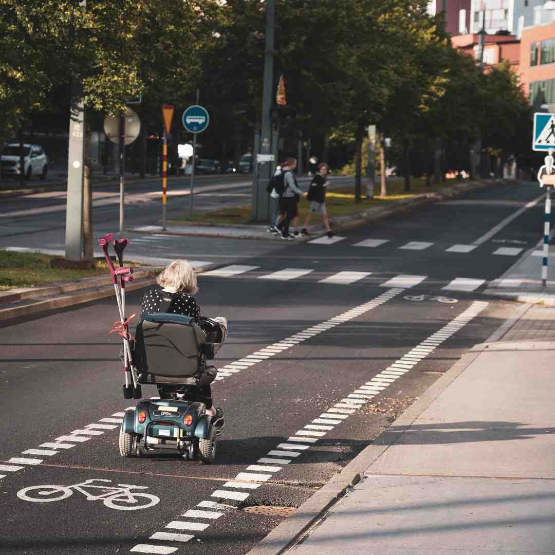 Comment resilier une assurance scooter qui ne roule plus ?